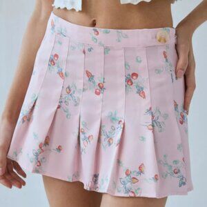 NWT Urban Outfitters Kimchi Blue Kit Button Waist Pleated Mini Skirt - Size S